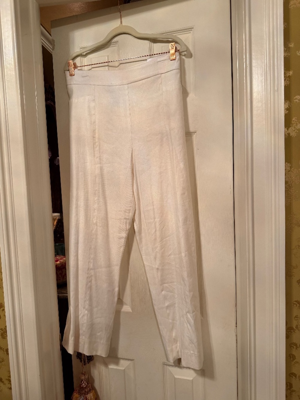 INVESTMENTS Stretch Linen